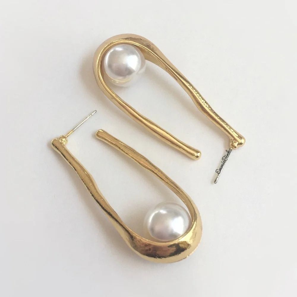 New Anthropologie Pearl Vintage Hoop Earrings - Picture 10 of 16